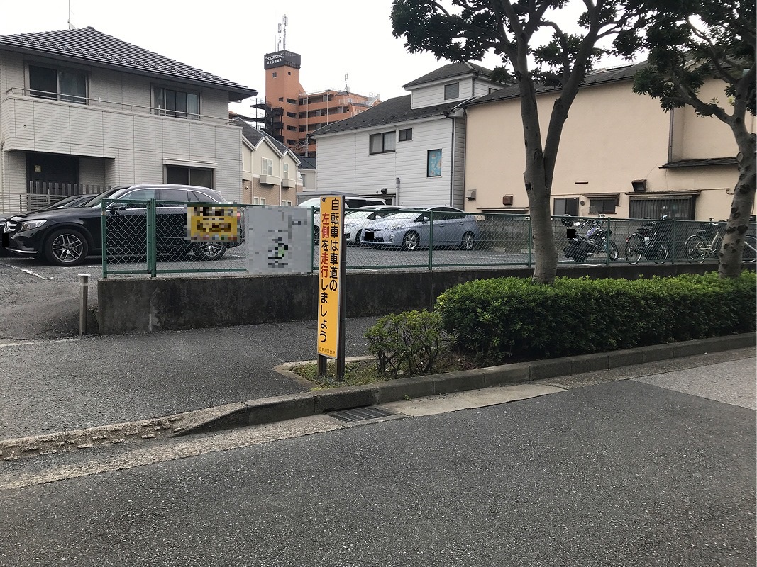 江戸川区本一色１丁目　月極駐車場